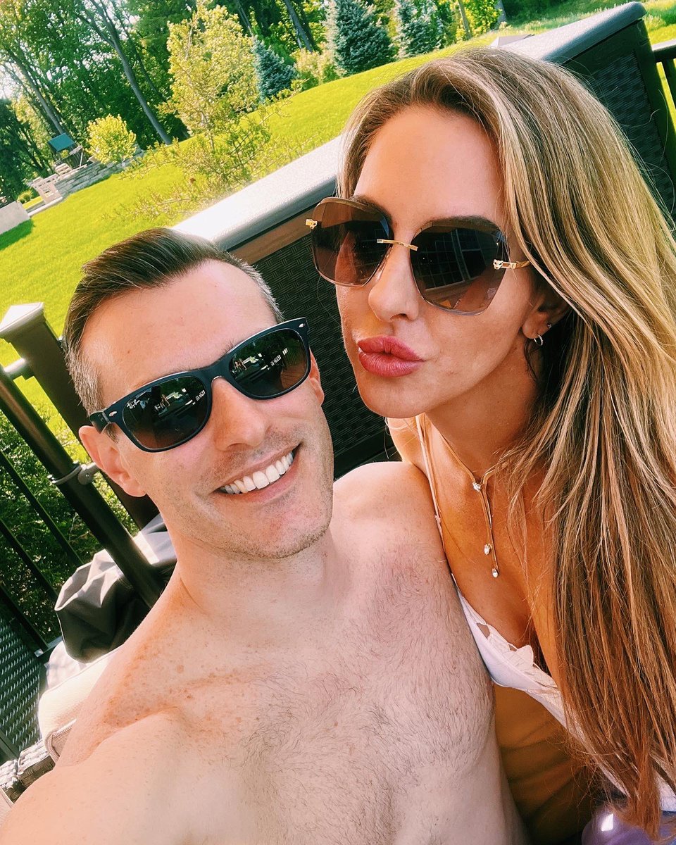 Zaddy_Matty's tweet photo. Finally getting those warm sunny afternoons… 🌞🕶 https://t.co/DBOxFtzO1M
