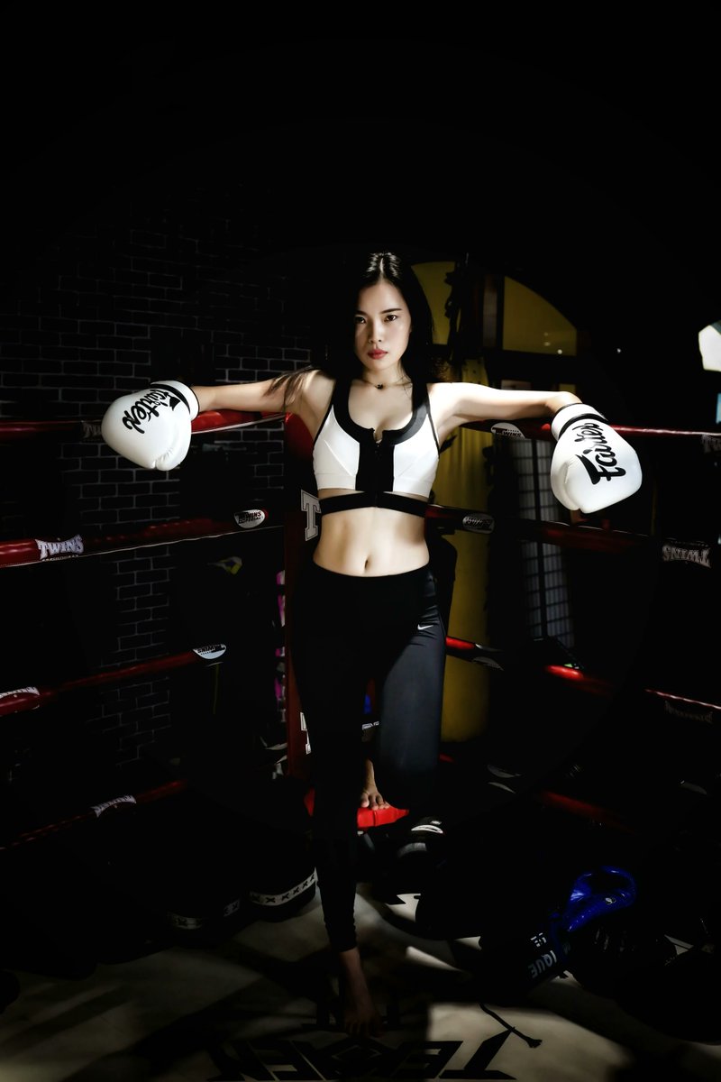 FemalExperts's tweet photo. "The antidote to a bad day is a good workout." - James Clear

In diesem Sinne👇 : 

Ab auf die Matte Sporty Spices 😉

#sport #fitness #magazin #FemalExperts https://t.co/QaXQlt1h3K