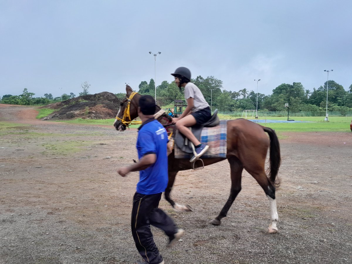 ChoiceTVLA's tweet photo. New Beginnings day 4 #badminton #horseriding #karate #judo #publicspeaking #football #finedining https://t.co/vBnkZrkZLO