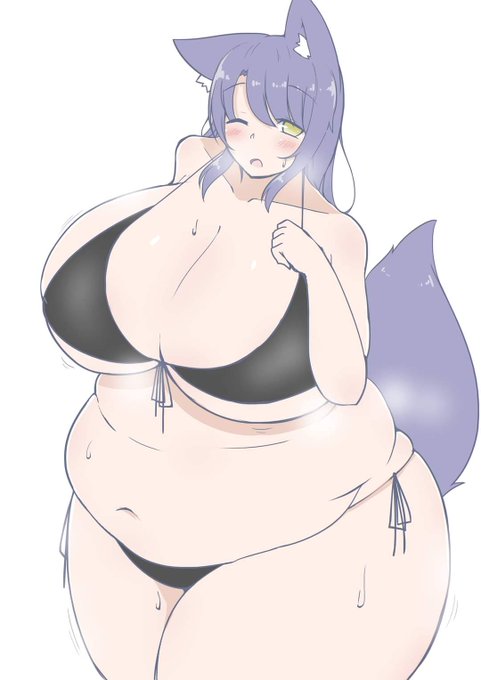 もちもちぽっちゃりボディのおきつねさん🦊 