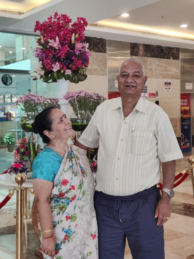 prakritea17's tweet image. Mom &amp;amp; Dad: A love story 💕