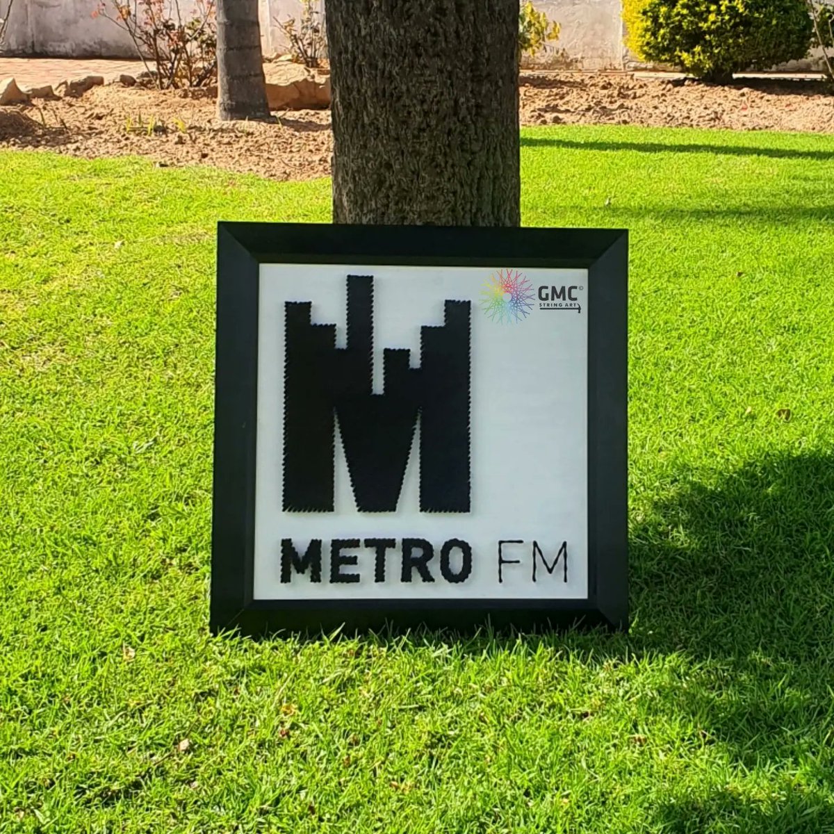gmc_stringart1's tweet photo. It seemed impossible until we got here, This Is Where We At. @METROFMSA 📌🔨🧶
Get yourself a piece of Stringart Where you at (Customize your order) 📲0️⃣6️⃣7️⃣8️⃣2️⃣1️⃣1️⃣4️⃣9️⃣6️⃣ @dineoranaka @Naked_Dj @iamtbotouch @SABCNews @moflavadj @Pearl_Shongwe @MelBala #stringart #art #interior https://t.co/WQj6P4oa9Q