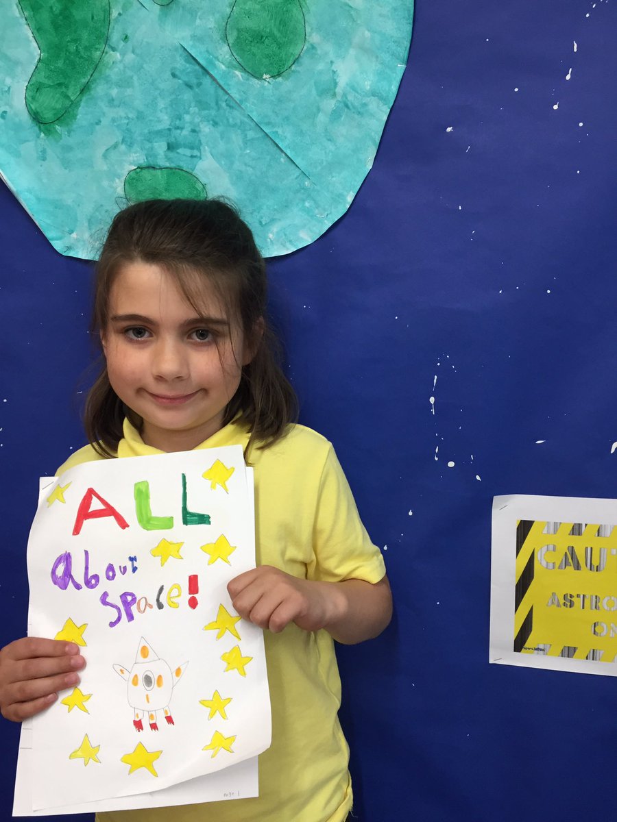 KnightsridgePr1's tweet photo. Super success and perseverance for this @KnightsridgePr1 Primary 2 @MissNicolKPS author. She has created her own book about Space, with facts, information and illustrations and building on all her skills. Wonderful! π @wl_literacy #KPSValues βοΈππ https://t.co/eGQmRUypna