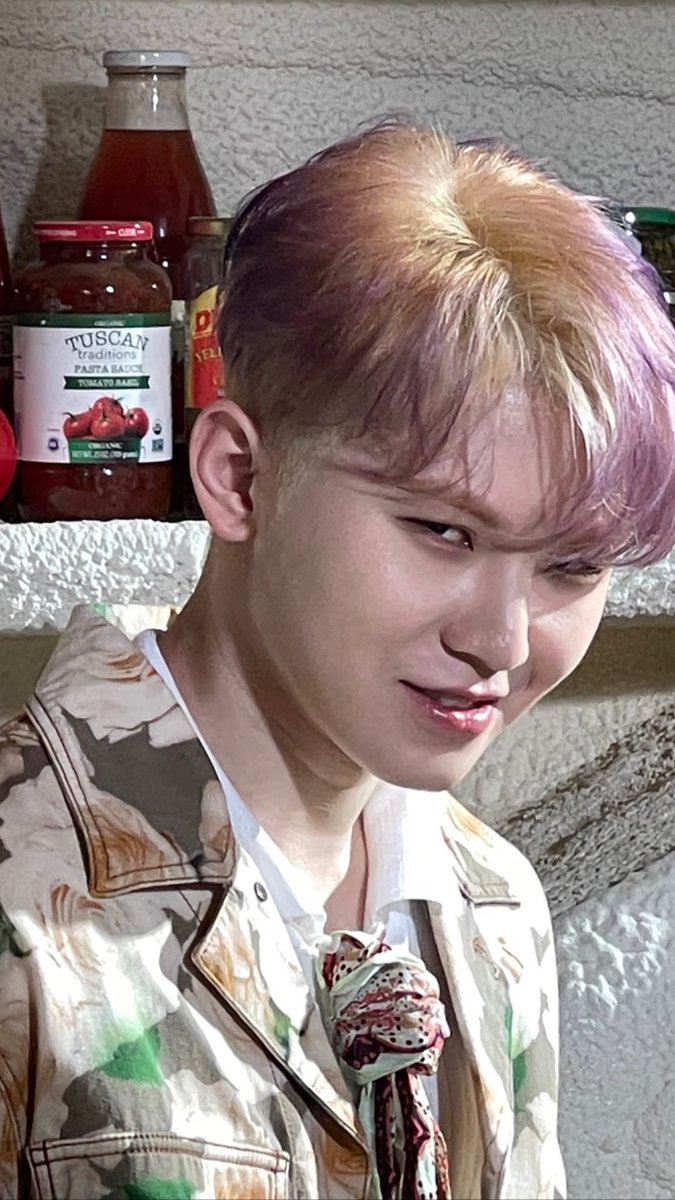 falliniaflower's tweet photo. Judging you-u-u, sorry darling you~🎶😂

#CSD #CaratSelcaDay #WOOZI  #SEVENTEEN   #세븐틴   @pledis_17 https://t.co/oWTxUi9wl5