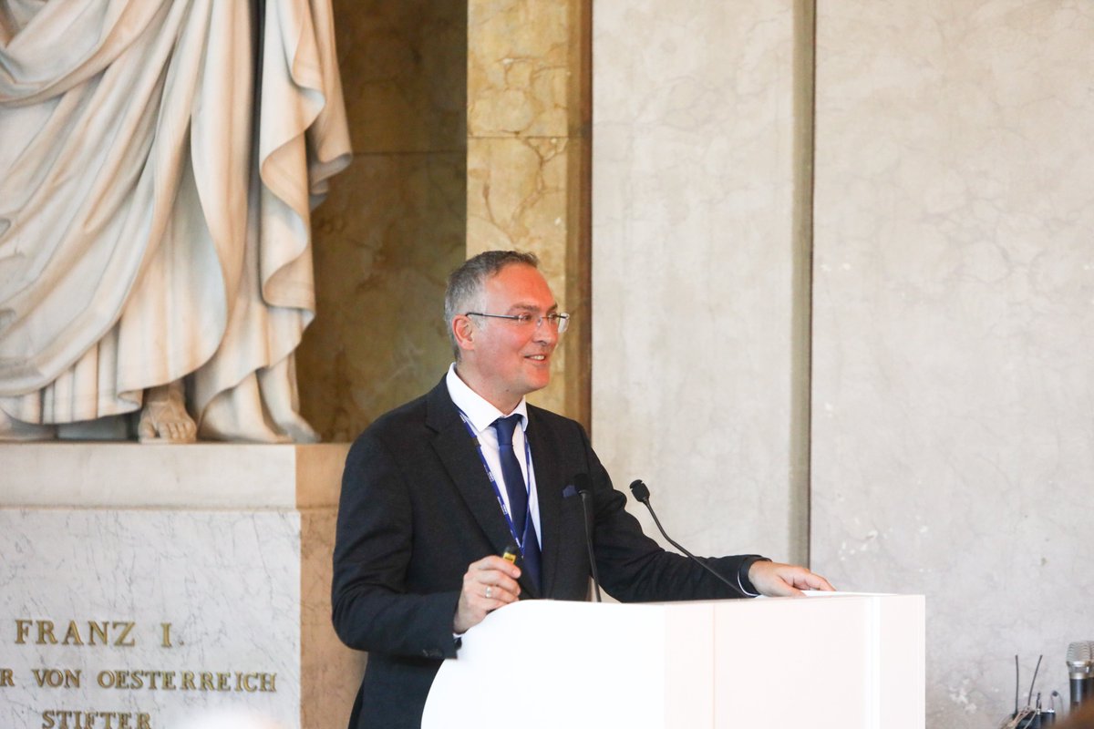 Cell Chip Group tweet media