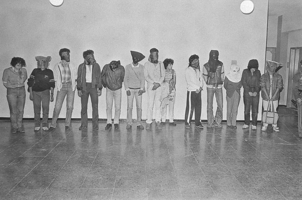 ChristopherCH01's tweet photo. El 16 de mayo del año 1984, en la Universidad Nacional de Colombia, hubo una masacre a la comunidad estudiantil por parte de las fuerzas públicas de Colombia. https://t.co/Z1z06J5bi5