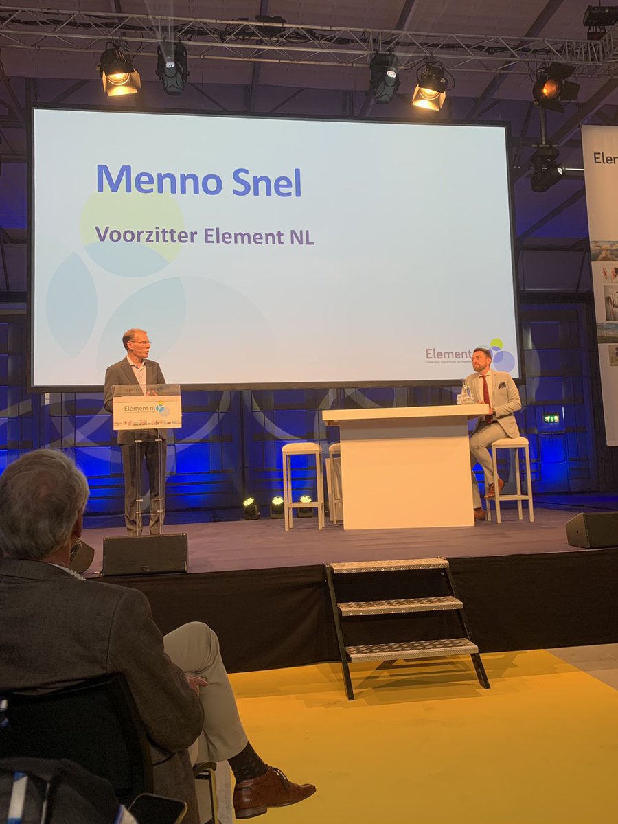 VanGaansMaarten's tweet photo. Aanwezig bij presentatie nieuwe koers @NOGEPA / #ElementNL (Nederlandse olie- en gassector). Op de korte termijn zullen we nog NLs gas nodig hebben voor industrie en huishoudens. Maar dat is eindig. Dat realiseert de sector zich ook. Op termijn gaan we naar 100% duurzaam. 1/2 https://t.co/UZkV7eqv4N