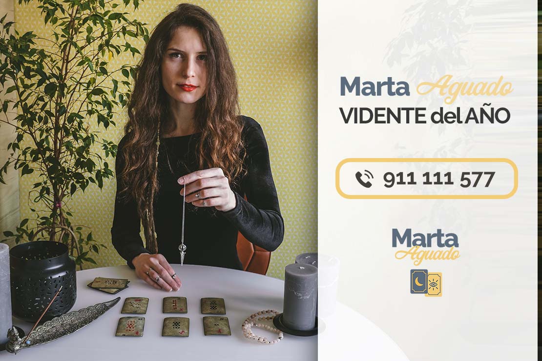 Tarot24's tweet photo. MEJOR VIDENTE DEL AÑO 🥇https://t.co/nKtT2hi86K #videntes #tarotistas #videncia #tarot #España #lunes https://t.co/6UyLGJb5W3