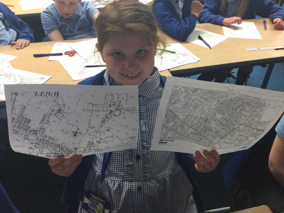 LSTClass07's tweet photo. Class 7, Year 3 have been using maps to look at the local history of Leigh focussing on the cotton mills in the area.#STPSHISTORY https://t.co/zLla87f10N