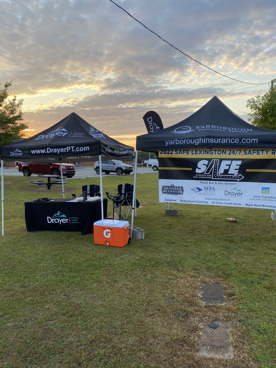 Yeargbe's tweet image. Beautiful morning to start the week! @DrayerPT Out supporting the efforts of @LexingtonSafe to make Lexington safer for our Pedestrians. Come out and log some miles. #247SafetyRun