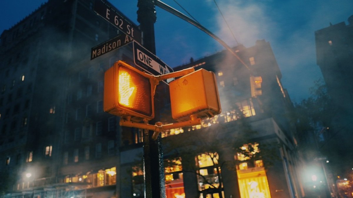 Number1gun_'s tweet photo. NY https://t.co/DsO9yflU48