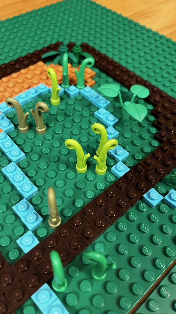 VanCityLil's tweet photo. #moc progress pics (It's in the really rough design stages still). This will be 4 #baseplates of landscaping for the future #Legotrains #collab
#vlc.ca #Lego @VanLegoClub https://t.co/ZlyLNeWLYl