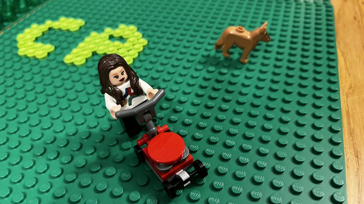 VanCityLil's tweet photo. #moc progress pics (It's in the really rough design stages still). This will be 4 #baseplates of landscaping for the future #Legotrains #collab
#vlc.ca #Lego @VanLegoClub https://t.co/ZlyLNeWLYl