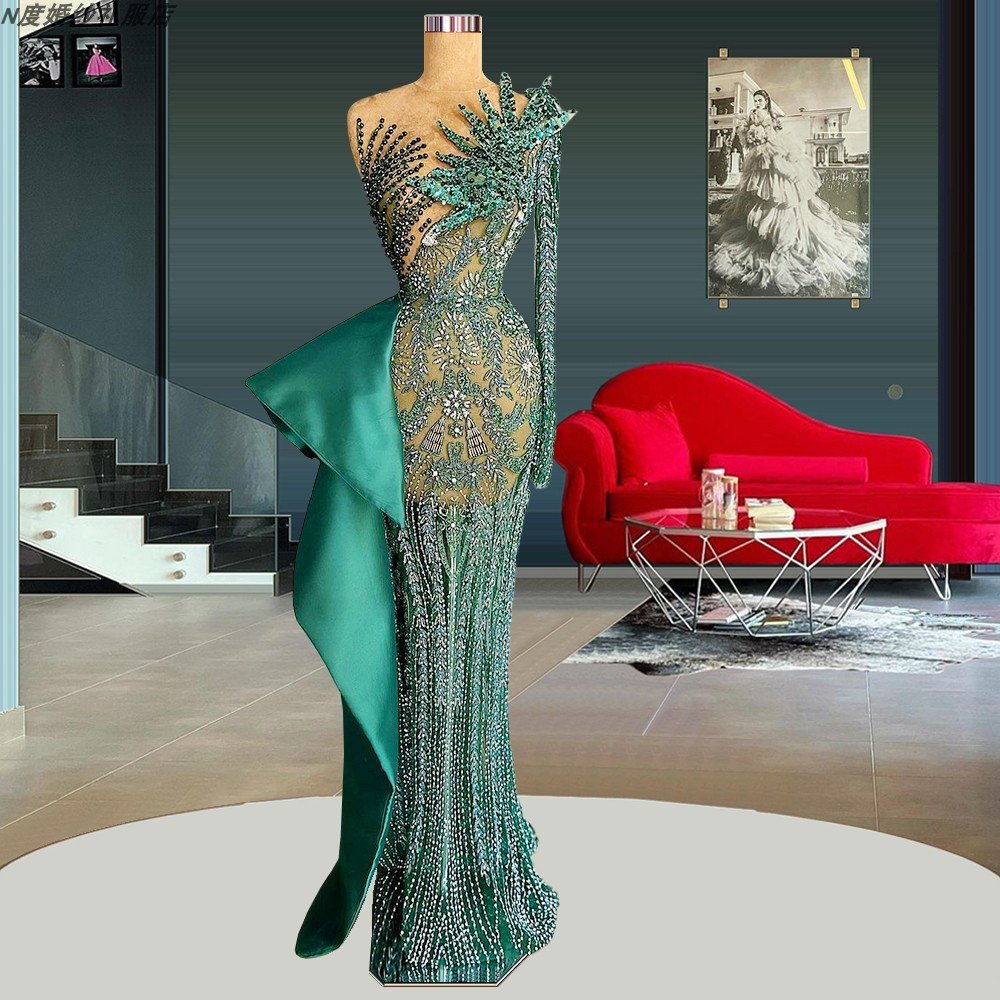 MbaliswaseGugs's tweet photo. We do custom alterations and showroom openings strictly by request. Insta: @gildedcouture

#Shein #Mihlali #MacGPodcast #Chillers #JimAcosta https://t.co/o6LgXKszbd