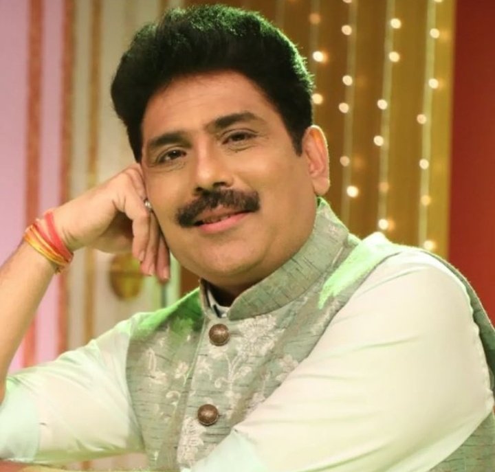 GossipsTv's tweet photo. #SuperExclusive
HOT EXCLUSIVE

#SaileshLodha to QUIT @sabtv #TarakMehtaKaOoltahChashma ; the actor STOPPED shooting for the Show since 1 month!!

@GossipsTv
@TheBajaoMan https://t.co/whiQQu82Mx