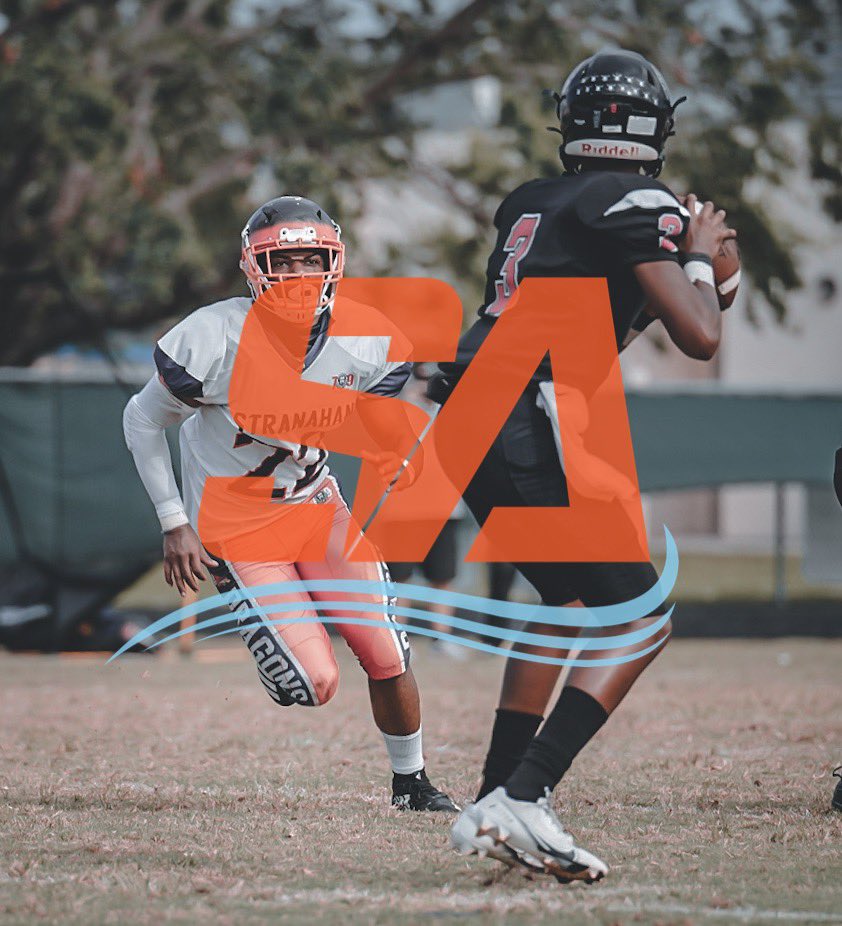 SleeperAth1etes's tweet photo. #Stranahan HS (FL) 2024 LB Allen Archie Jr. (@allenarchie22) vs #Southridge 📸 @ThaRealSleep https://t.co/fPqGnIEmHW