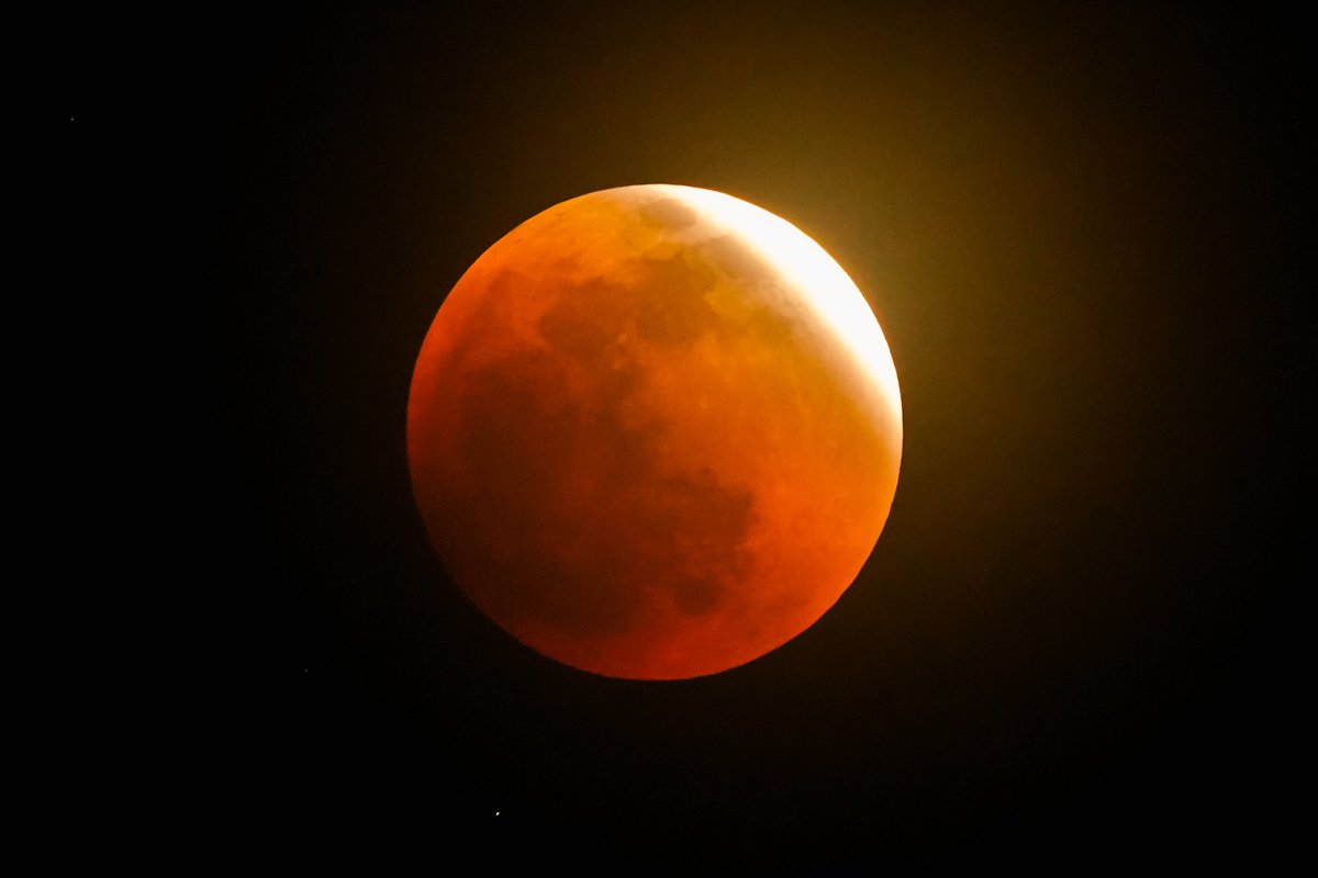 NetoSegovia's tweet photo. Eclipse lunar total
#Eclipse #eclipselunaire #BloodMoon #moon #mooneclipse #eclipseentn #eclipseTN #space #Astrophotography https://t.co/FBq5dXhVVu