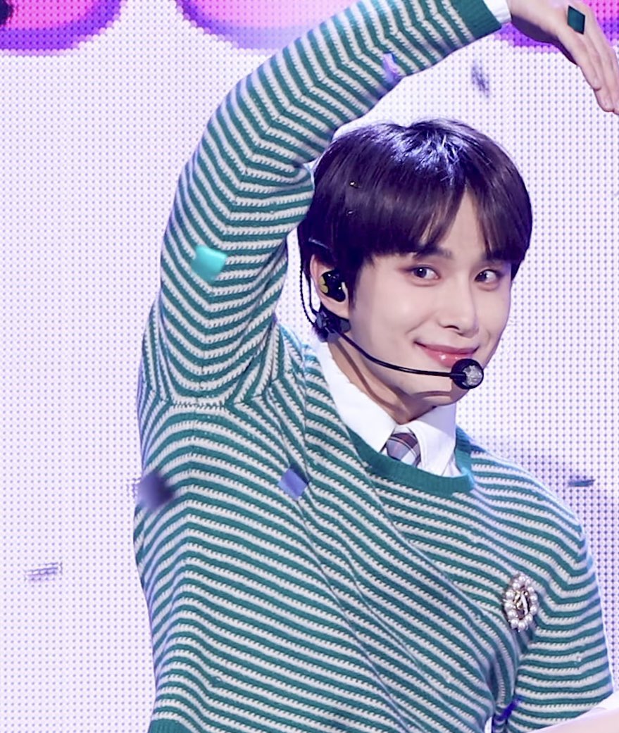0_Uwjddn's tweet photo. -♡ https://t.co/9e3bb55e21
