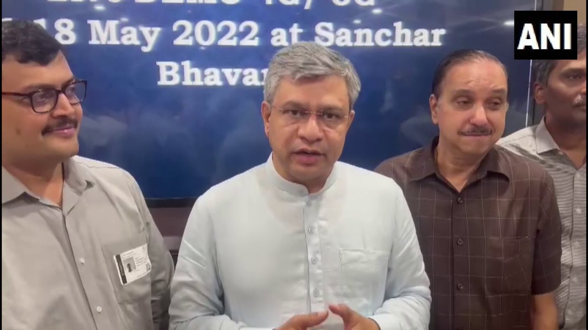 ANI's tweet photo. Delhi| Demonstrations incl 5G radio system, 5G core system, 5G network management, upgradation from 4g to 5G available at Sanchar Bhavan. This tech will create employment, provide internet security &amp; bring out talent in India: Ashwini Vaishnaw, IT minister on 5G tech applications https://t.co/FDseBhKvha