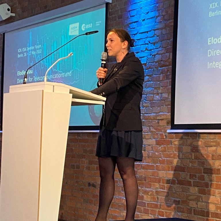 ESABICBavaria's tweet photo. Opening Keynotes "Your Business by Space" from the #ESAInvestorForum by:

🎤Dr. @AschbacherJosef, GD of @ESA, 
🎤Dr. @annachristmann @DLR_SpaceAgency 
🎤René Kleeßen of @DLR_de 
🎤@ElodieViau of  ESA

oin us: https://t.co/vBOzou1H0A https://t.co/8uLPzToSqf