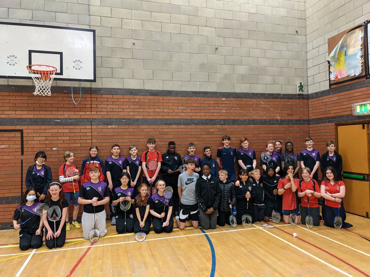 Thomondcclib's tweet photo. Great day at the Badminton blitz at Villier's. Thanks to Villier's for hosting :-) Lots of matches and a fun knockout competition at the end.@VilliersSchool @Thomondsport @ThomondCommColl https://t.co/cdocnsrbCn
