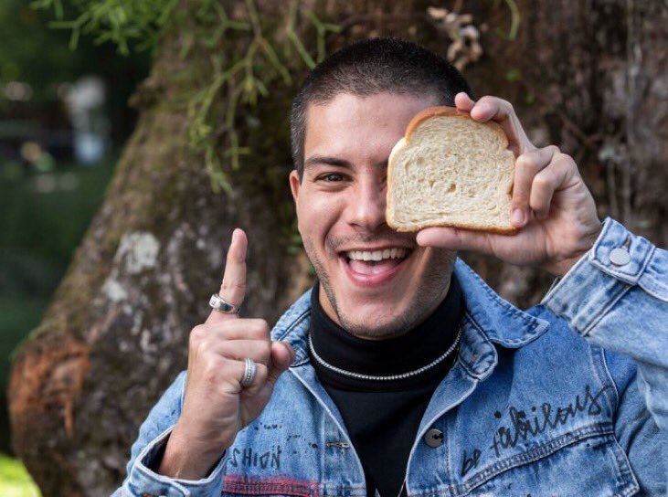 Annaamaralpsi's tweet image. TE AMAMOS ARTHUR
ARTHUR NO ENCONTRO