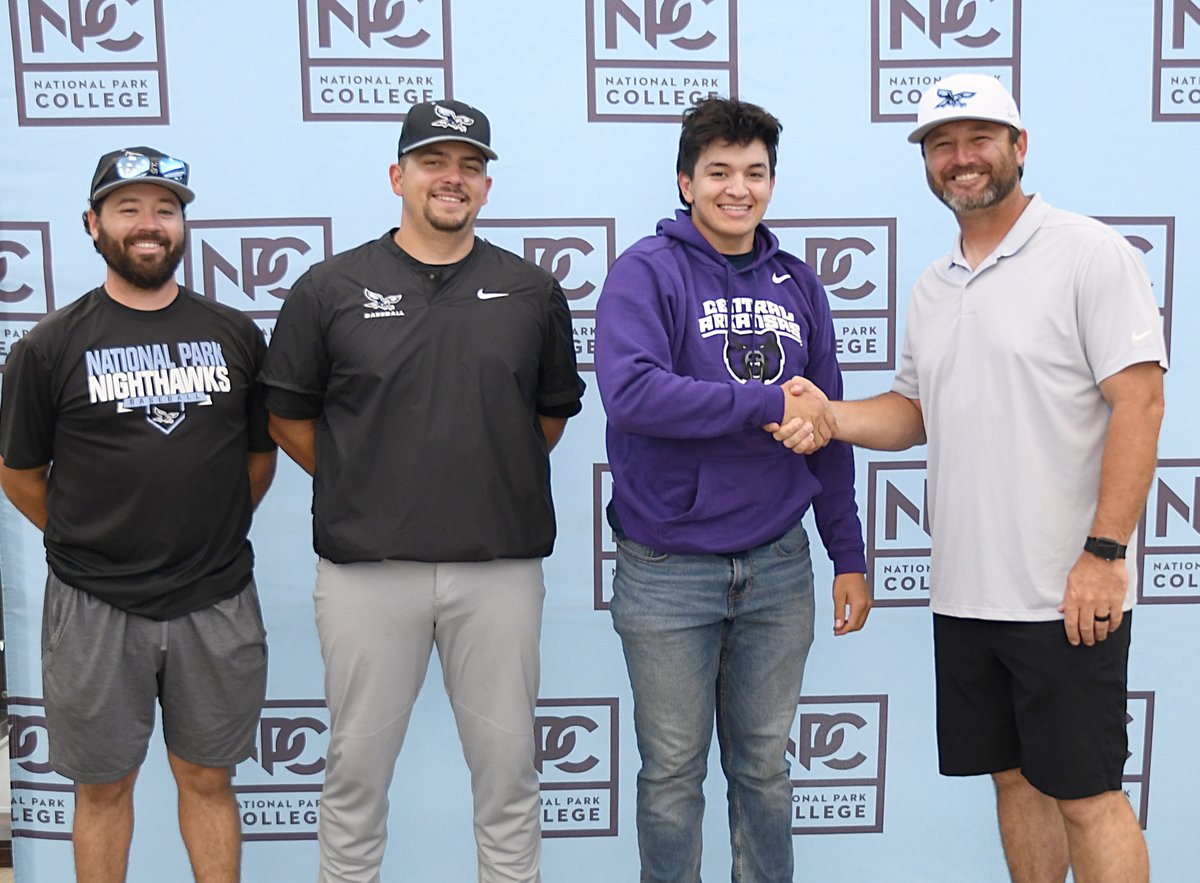 #NPCHawks Payton Windham has signed with the University of Central Arkansas for the fall. Congratulations, Payton! We’re very proud of you! #NJCAA #ThisIsNPC