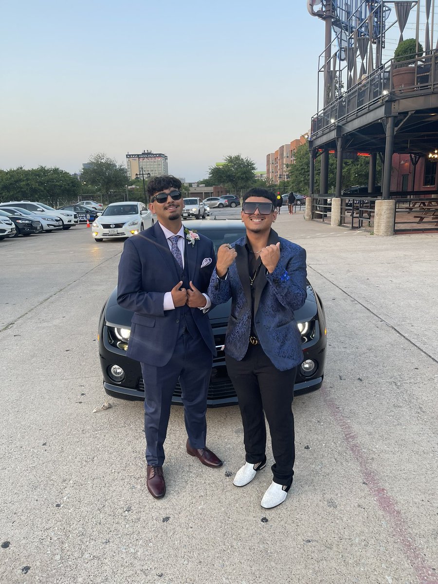 coydaboyy's tweet photo. Prom 2k22🌟 https://t.co/ayl6RNG5HI