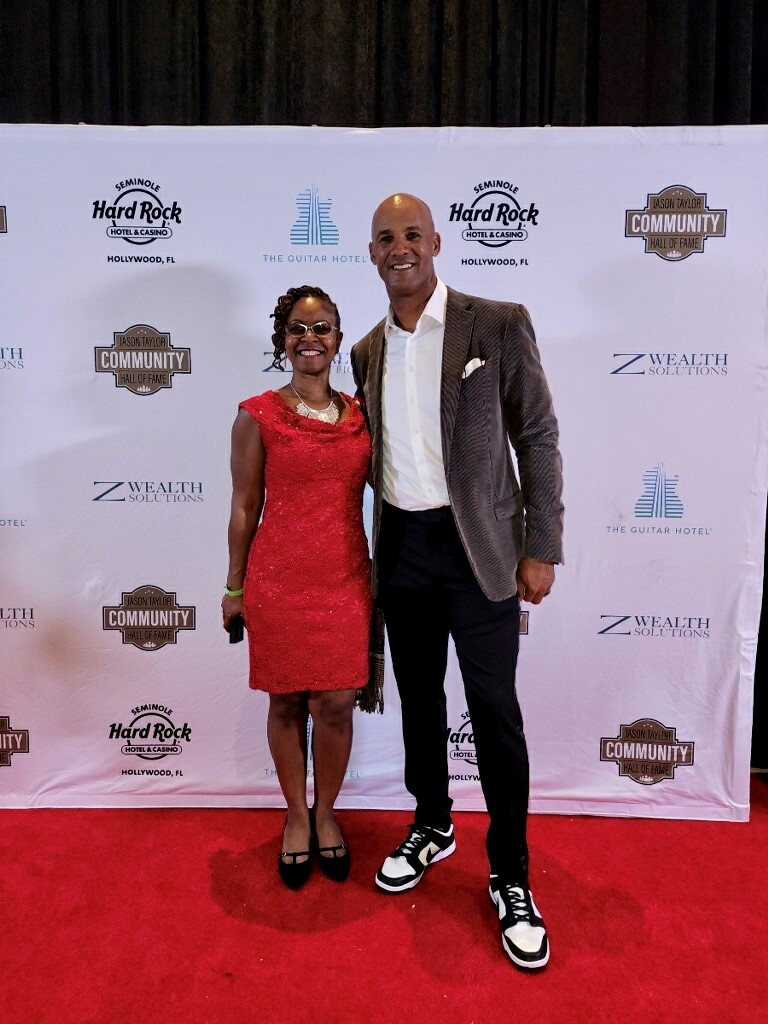 ccminvests's tweet photo. CCM was honored to support @JTFoundation99 at its #communityHOF and its ongoing work in helping South Florida’s children in need by focusing on improved health care, education and quality of life #community https://t.co/SojAWWLgDX