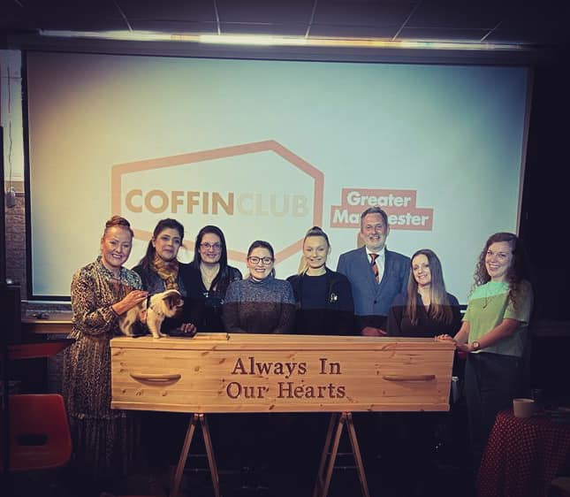 CoffinClubGM's tweet photo. Incoming pictures from our amazing event on Saturday! 

Viva la #funeral revolution! 

#CoffinClub #GreaterManchester #Manchester #Tameside @CorpPOPHyde 

To keep up to date with our events across the city, head to our website: https://t.co/veV7prJtmc https://t.co/v02GDun24A