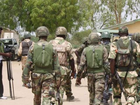 Nigerian Soldiers Vow To Go On Strike Soon, Accuse Buhari Of Failing To Address Corruption Among Top Army Officers | Sahara Reporters bit.ly/3wydHeH