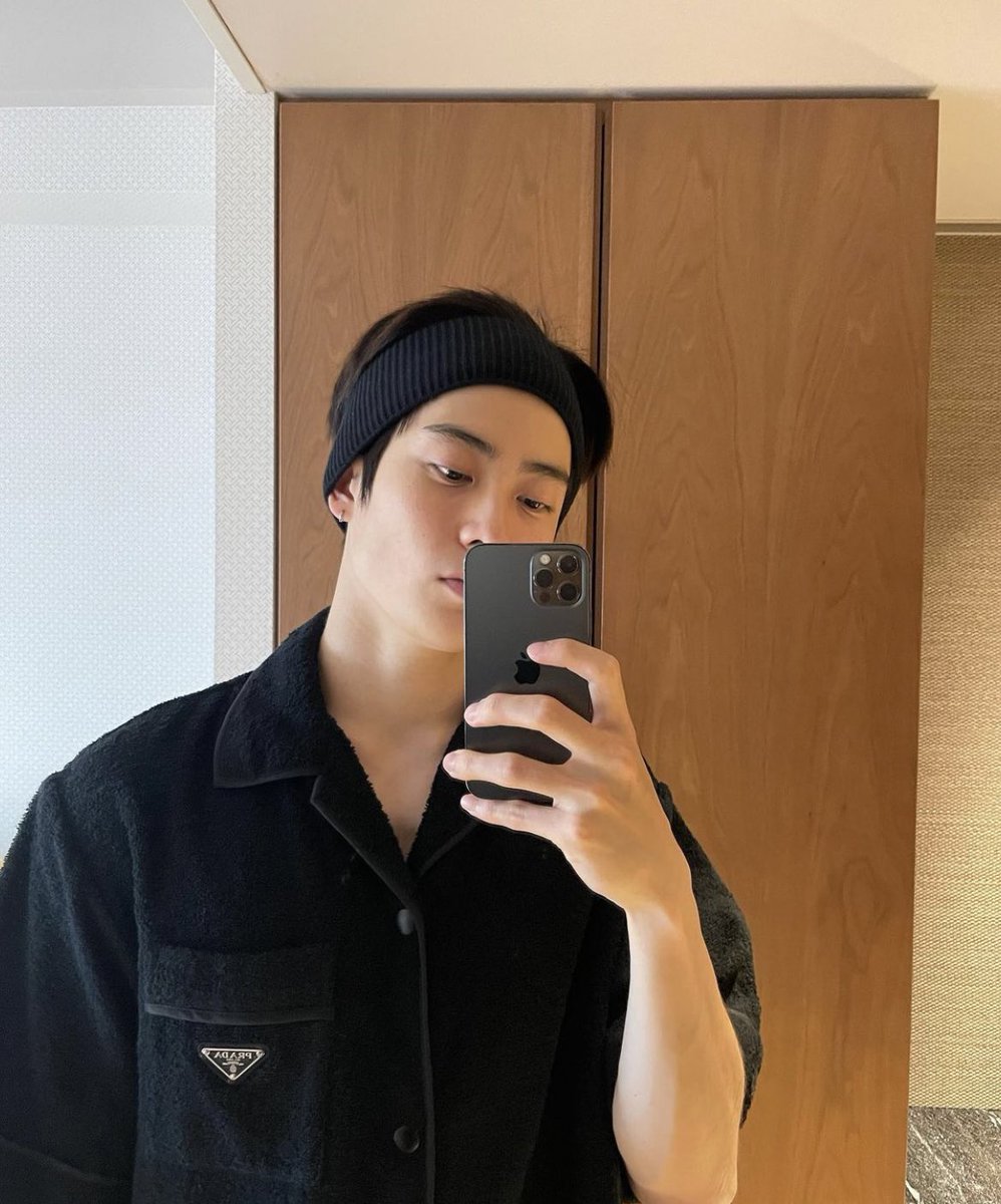 winwintersalt's tweet photo. 둘 다 대딩 같은데 너무 다르고 나는 그게 너무 좋음 https://t.co/hIwPtV8JgB