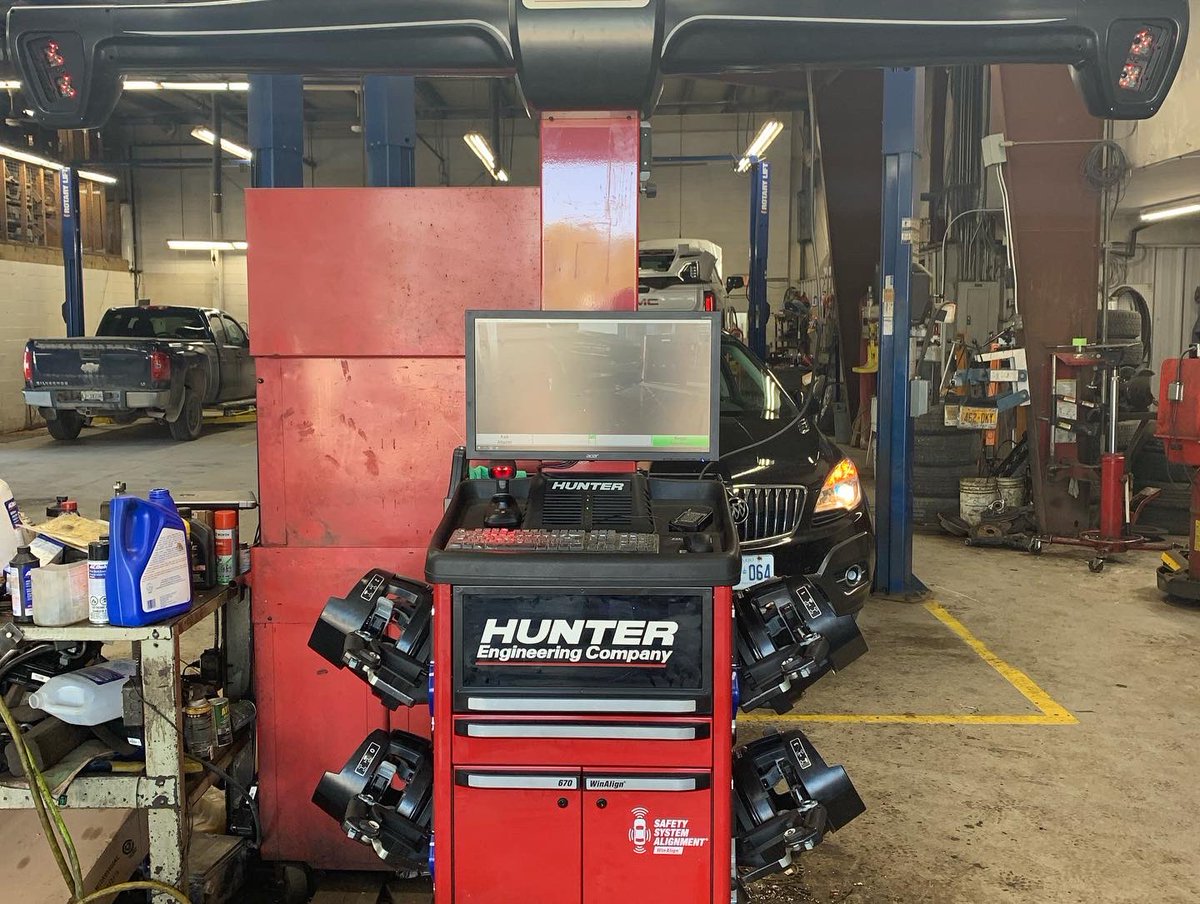 AmscSolutions's tweet photo. Congratulations!….and a huge thank you to General Manager, Patrick Butler Jr., and his Service Manager, Matthew Thibault, of Mike Fair Chevrolet in Smiths Falls for their trust in me. #wechoosehunter #hawkeyeelite #alignment #amscsolutionsinc https://t.co/yXU7EoDRS3