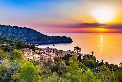Travitinerary's tweet photo. Mallorca, Spain 🇪🇸 https://t.co/UObuQyuCjc
