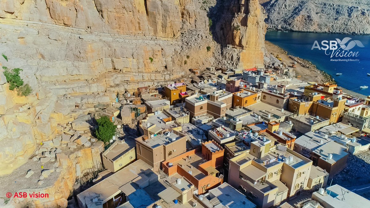 AsbVision's tweet photo. Kumzar Village - قرية كمزار
Musandam - محافظة مسندم
Sultanate Of Oman - سلطنة عمان
#Oman #ASBVISION #ASB #oman_from_theSky #nature #drone #dronephotos #quadchopter #dronestagram #drone_countries #bee2b #shotoftheday
#عمان #عمان_من_السماء https://t.co/ZDmuxuhdUg