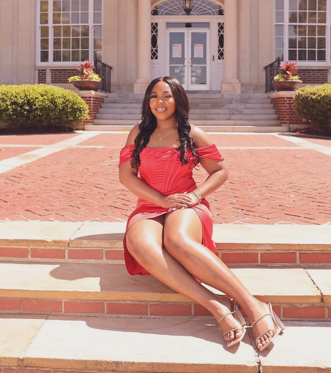 destooo___'s tweet photo. Destani Z. Jackson ✨
Clark Atlanta University ‘22
Bachelor of Science in Chemistry 👩🏾‍🔬
Cum Laude https://t.co/hBRUNWfBhQ