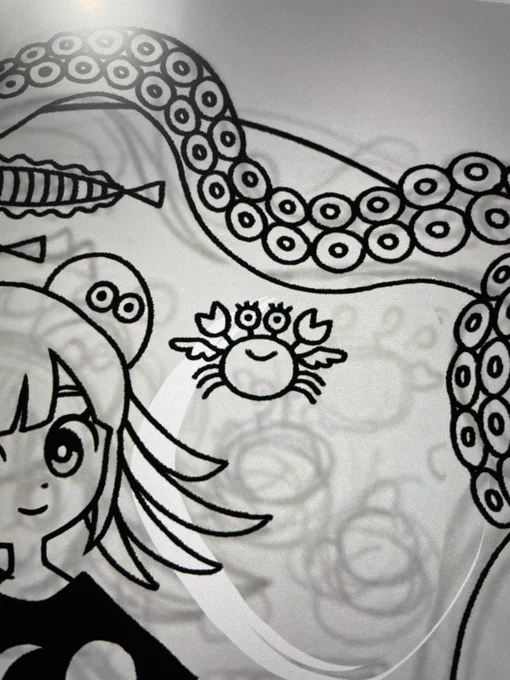 絵は自由なのでカニにキュートなまつ毛と自由への羽を与えることができる 