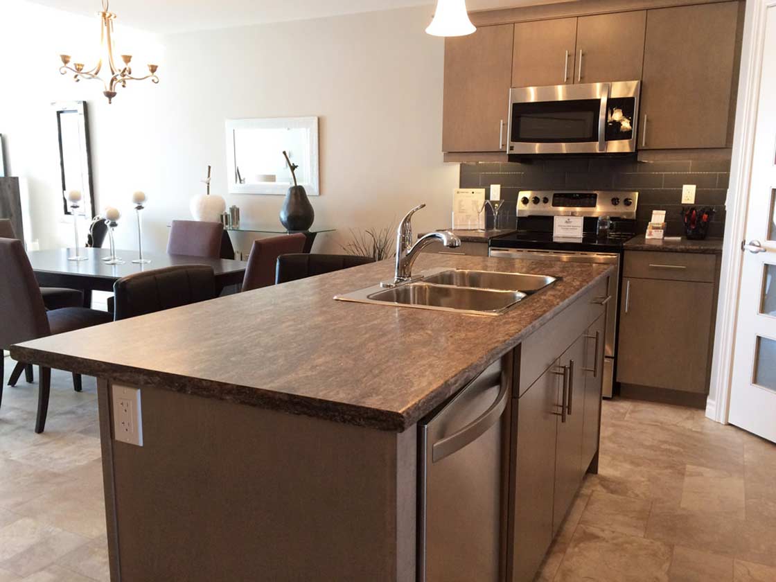 DuvancoHomes's tweet image. Bon apetit! Our kitchen layouts are designed to make meal preparation quick and easy.  #TheDuvancoDifference #kitchendesign #culinaryworkspace