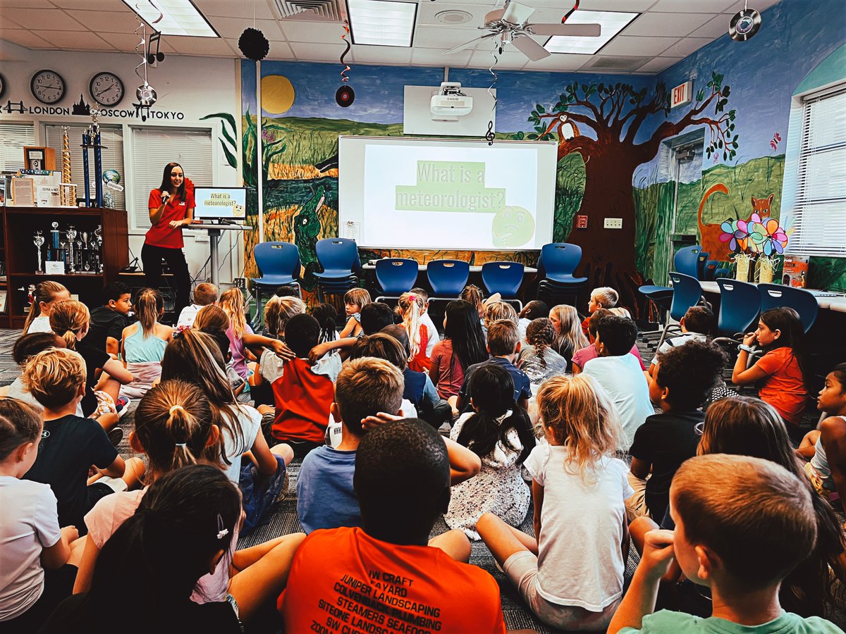MrMerrillsClass's tweet photo. Weโve been studying local SWFL weather and how it impacts our community. ๐คฉ
HUGE shoutout to @LaurenHopeWX for taking time out of her busy schedule to speak with us and help us understand even more! ๐ชโโ๏ธ
#LPERocks https://t.co/NSWhhe66SC