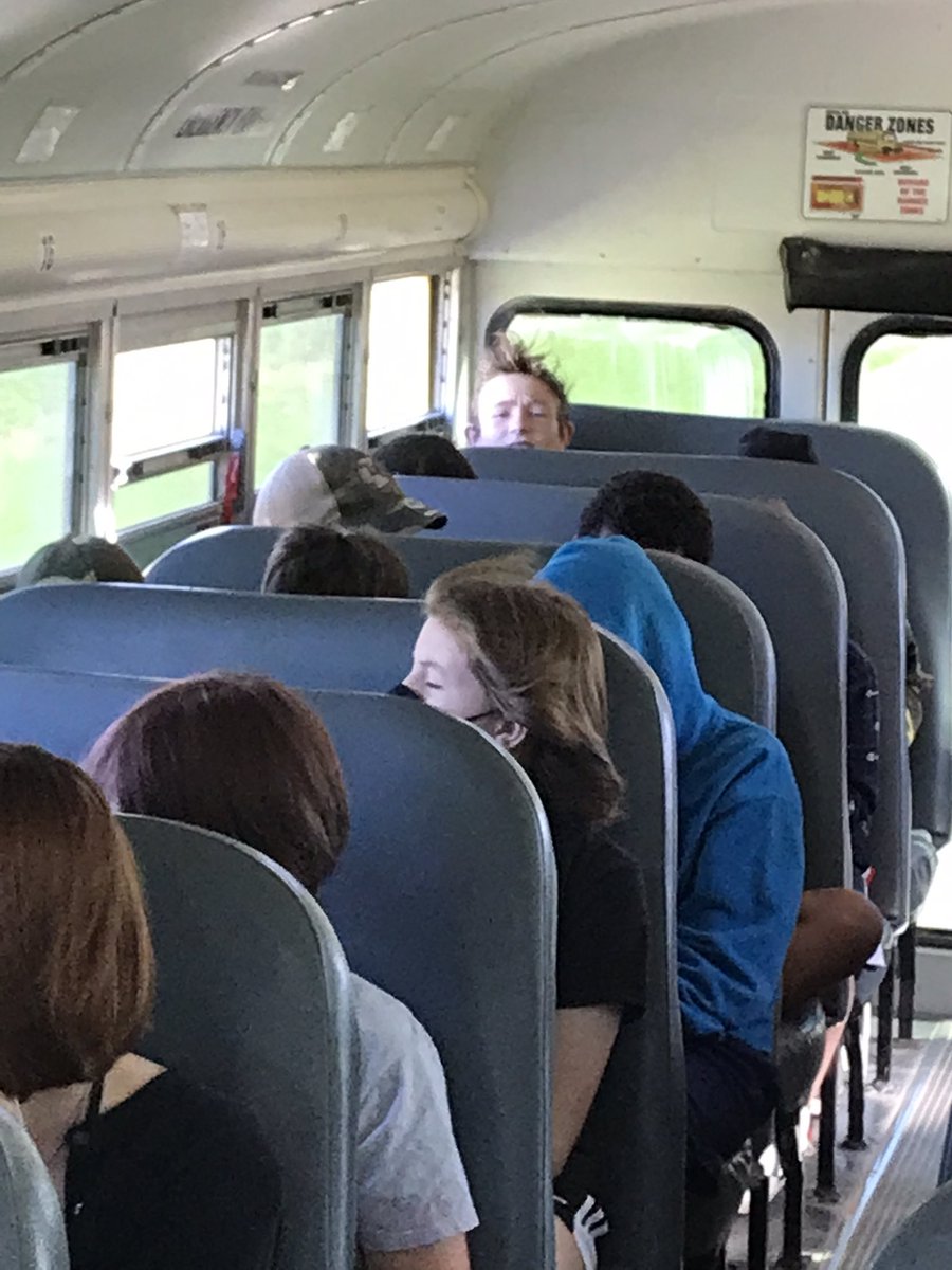 MrsTresterBerry's tweet photo. Here we go!! #fmsteach #fultonproud @MWash_FMS @BethHouf https://t.co/YasvgIVU1k