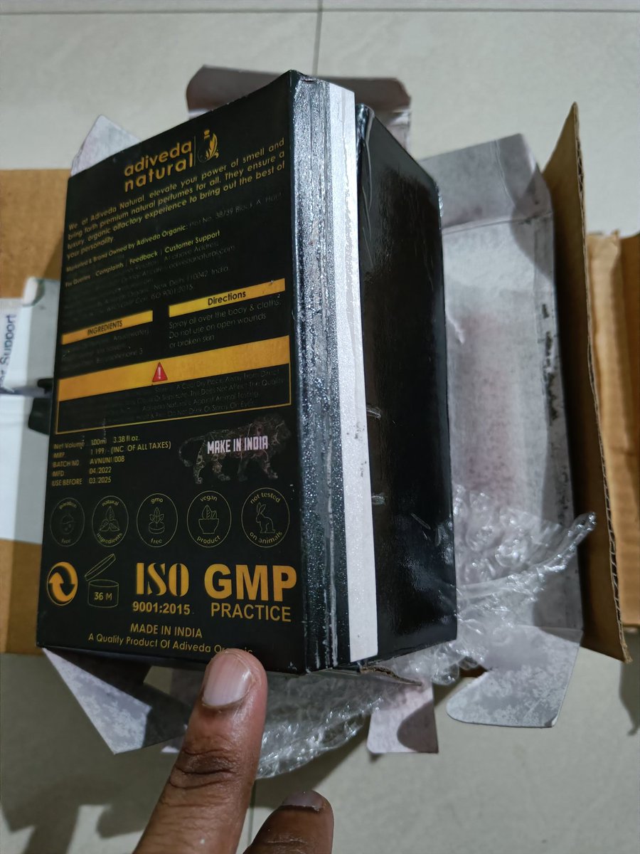 Somlatish's tweet photo. @ProductHuntHi @AdivedaNatural @ProductHunt Don't buy product from them very pathetic service and packaging got the perfume with broken bottle and no perfume in it , lost 640 ₹ https://t.co/FRaI1y0ApG