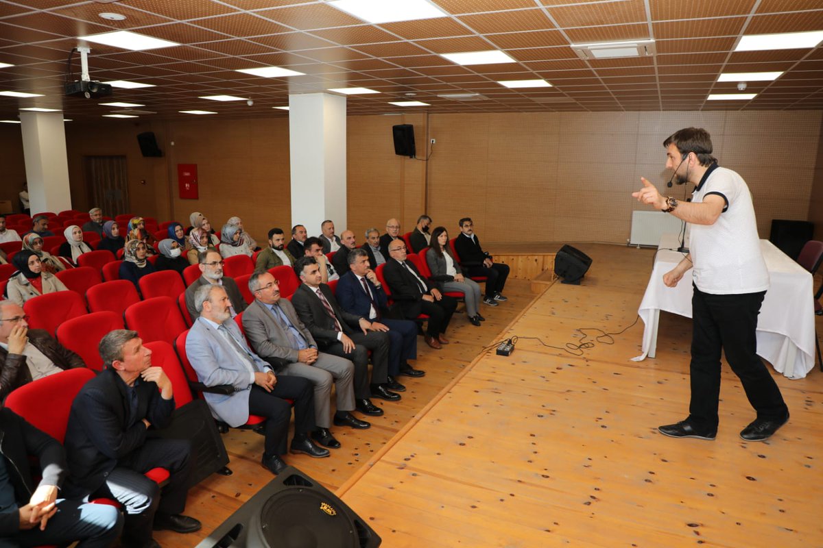 "Gençliğin İnanç Problemleri Sorular ve Sorunlar" Konulu Seminer Düzenlendi

🌐Haber
👇
📎meb.ai/feRnGC

<a href="/tcmeb/">Millî Eğitim Bakanlığı</a> <a href="/meb_dinogretimi/">MEB Din Öğretimi Genel Müdürlüğü</a> <a href="/GelenMustafa/">〽️G</a> <a href="/yunus_arinci/">Dr. Yunus ARINCI 🇹🇷</a> <a href="/yilmaznazif/">Nazif Yılmaz</a> <a href="/tuncaysonel/">Tuncay Sonel</a> <a href="/mhilmiguler/">Dr. Mehmet Hilmi Güler</a> <a href="/mfvargeloglu/">MEHMET FATİH VARGELOĞLU</a> <a href="/TCOrduValiligi/">Ordu Valiliği</a>