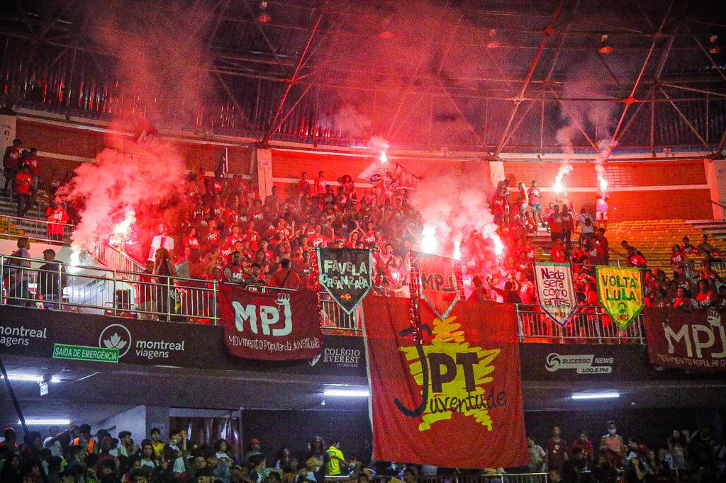 ItsRichell_tcf's tweet photo. É A FAVELA
ORGANIZADA
MPJ NA QUEBRADA
#mpj #mpjba #mpjbr https://t.co/6XW6FjD0Wo