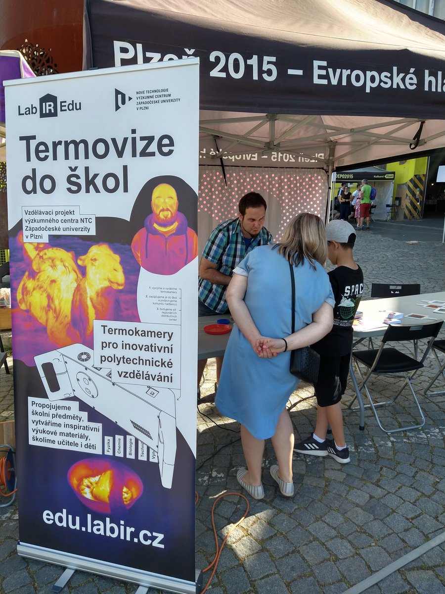NTCresearchers's tweet photo. More than thirty do-it-yourselfers presented their work to #MakerFaireCR in Pilsen's @depo2015. Our researchers were not the only ones representing @ZapadoceskaUni. Visitors could meet students from the Faculty of Design and Art, Electrical and Mechanical Engineering.#LabIREdu https://t.co/0pnupy6cAK