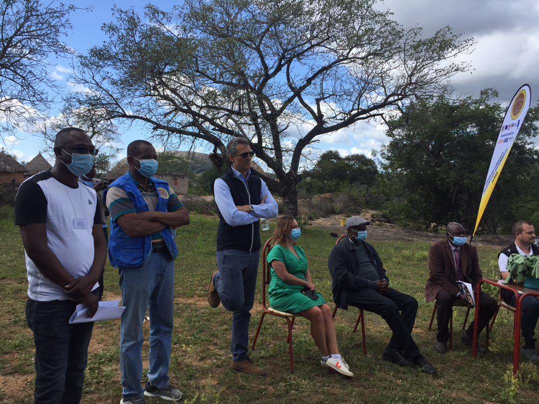 CAREZimbabwe's tweet photo. 2/2 @CAREZimbabwe Country Director @pcsikana , led the mission delegates as theymet and interacted with #ECRASproject participants in ward 3  where the project constructed a 50 000 cubic meter dam that is supporting an estimated 400 households from 6 villages.

 @nmcvivian https://t.co/Rl0pDyD00F