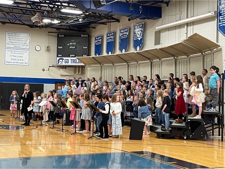 central51's tweet photo. Our Kindergarten and first grade music and art program was a huge success. 
Thank you to our amazing students and families, as well as Mrs. Cunningham and Ms. Gleason. What an amazing evening. 🎶 🖼 https://t.co/QHr8UrIGCg