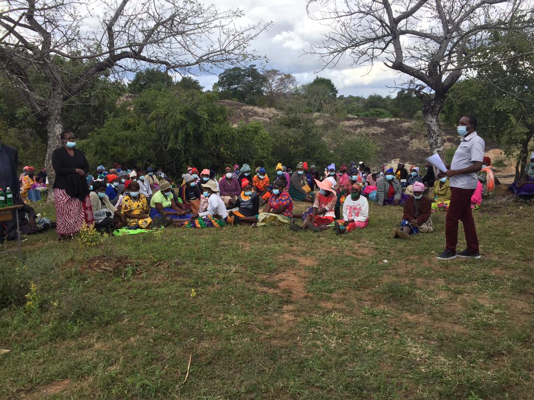 CAREZimbabwe's tweet photo. 2/2 @CAREZimbabwe Country Director @pcsikana , led the mission delegates as theymet and interacted with #ECRASproject participants in ward 3  where the project constructed a 50 000 cubic meter dam that is supporting an estimated 400 households from 6 villages.

 @nmcvivian https://t.co/Rl0pDyD00F