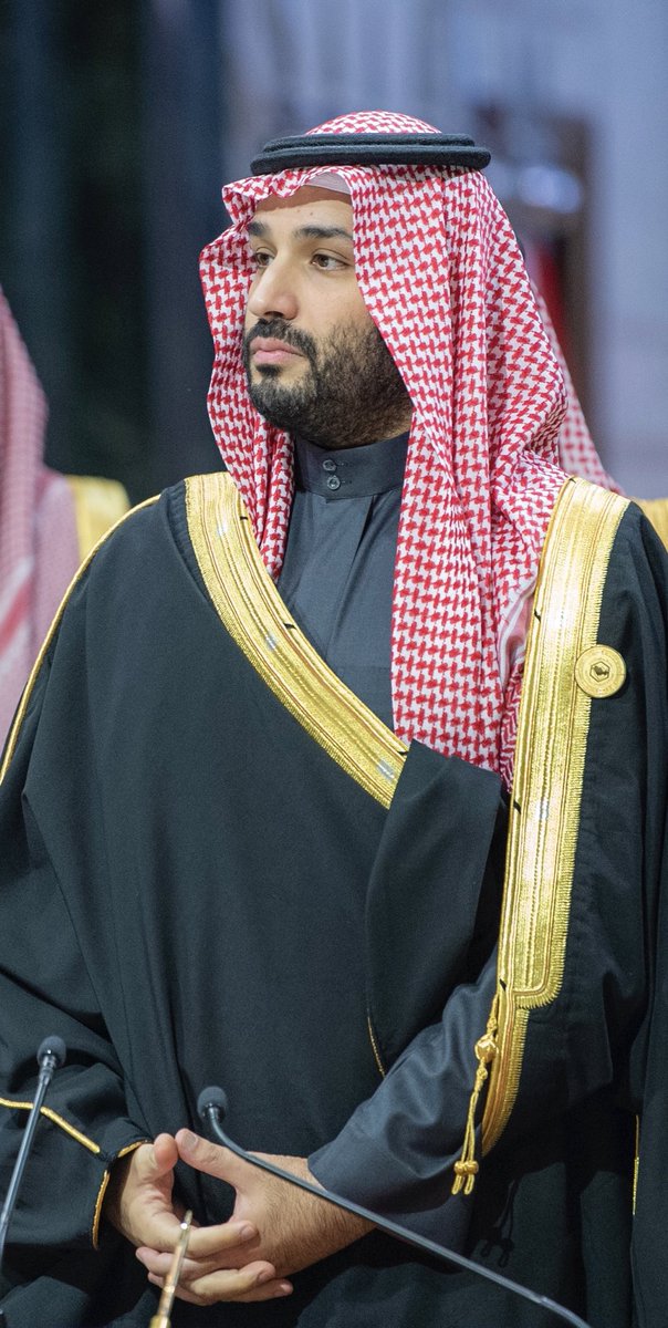 بتوجيه من خادم الحرمين الملك سلمان حفظه الله يغادر الملهم ولي العهد إلى #ابوظبي معزيًا في وفاة الشيخ خليفة بن زايد ، حفظ الله ولي العهد الأمين صاحب السمو الملكي الأمير محمد بن سلمان في حله وترحاله وغفر الله للشيخ #خليفة_بن_زايد وأعلى منازله في جنات النعيم