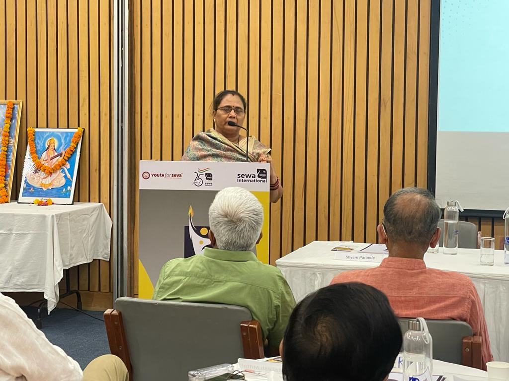 Sewa_Intl's tweet photo. @phoolbasanbai shares the struggle of her life. Her story shows that true leaders will overcome insurmountable challenges with grit and determination.

#25yearsofSewa #disastermanagement  #SewaFellowship #Fellow https://t.co/of8RODRniZ