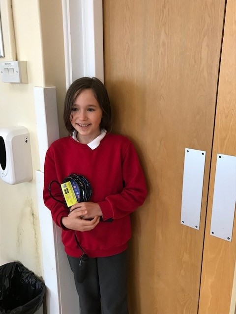 PSMPrimary's tweet photo. Everyone had a fantastic time today jumping about and counting their skips with David McCormack from @skip2bfit. Well done to the top skippers from each class and to Rosalie in year 6 for taking part in a 'skip off' and winning a skipping rope against Mr Chamberlain! #psmps https://t.co/IQSGfc15AJ